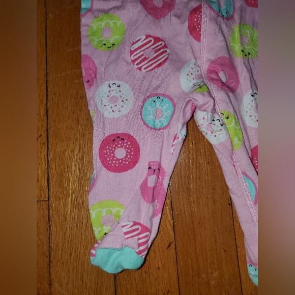Onesies Baby Girl Donut Print Sweet Treat Sleep N' Play Size 0-3 Months - Picture 3 of 6